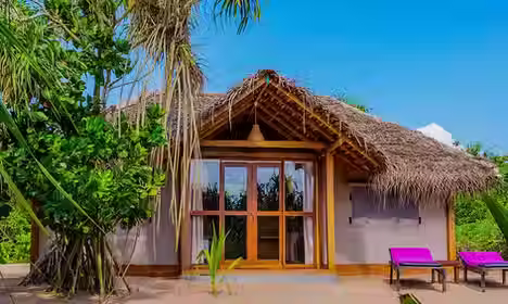 Deluxe Bungalow offering luxury glamping near Ahungalla Beach
