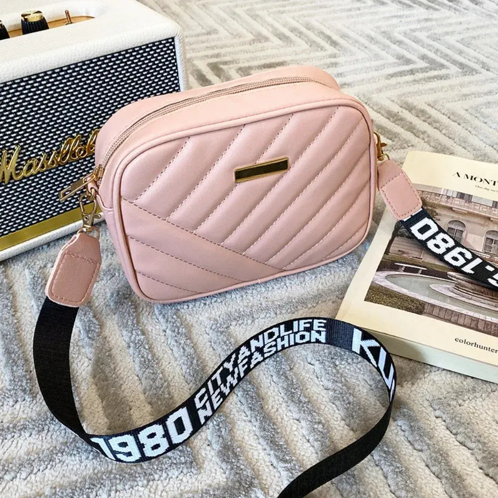 Mayfair Mono Crossbody