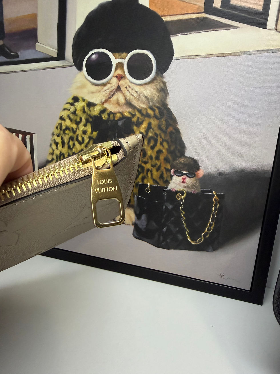 Thumbnail: LV Neverfull Pouch- Turtledove 