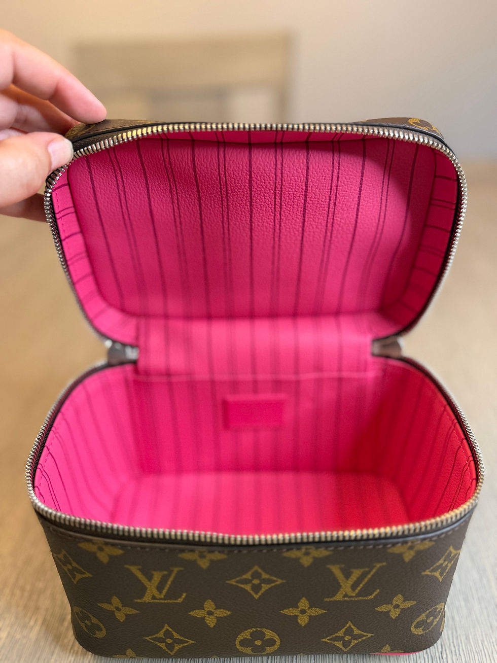 Thumbnail:  LV Nice Mini Cosmetic Case