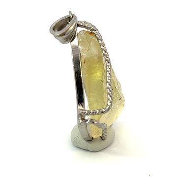 LB011  リビアングラス ペンダントトップ直径41.7ミリエジプト産