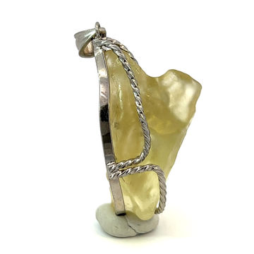 LB004  リビアングラス ペンダントトップ直径49.0ミリエジプト産