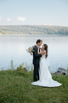 devils lake hiking elopement
