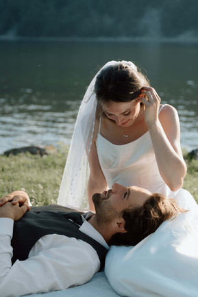 devils lake elopement picnic