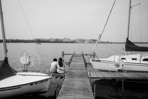 olin park engagement photos with boats