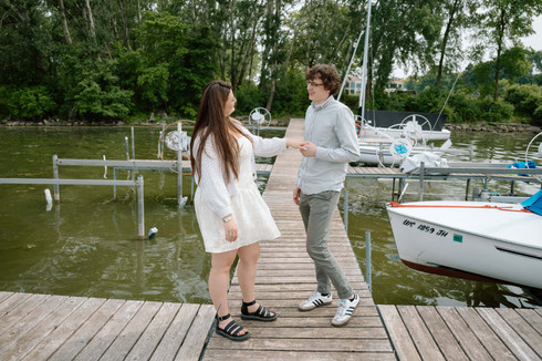 olin park engagement photos with boats