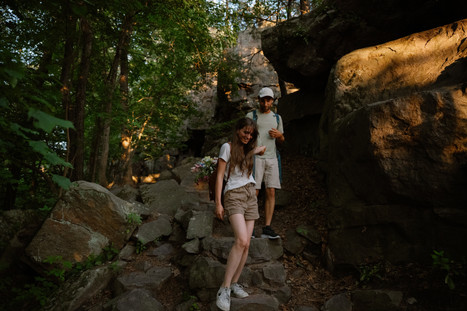 devils lake hiking elopement east bluff trail
