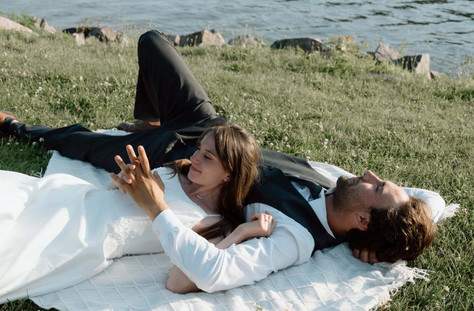 devils lake elopement picnic