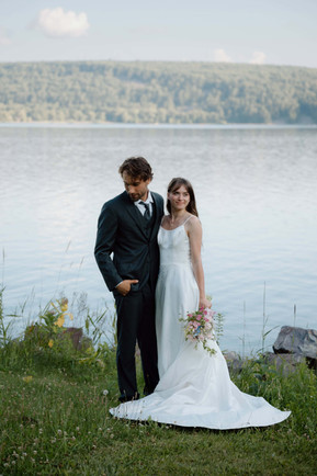 devils lake hiking elopement