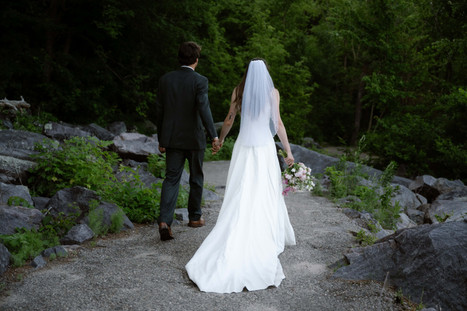 devils lake elopement