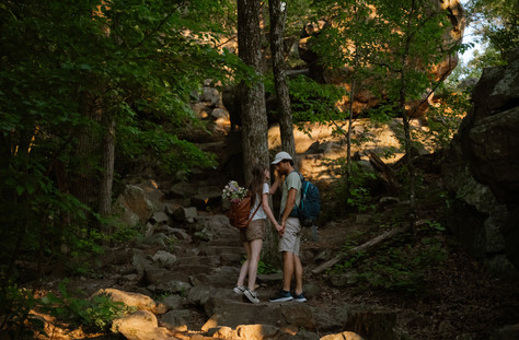 devils lake hiking elopement east bluff trail