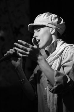 Спектакль в Арт кафе Кипяток