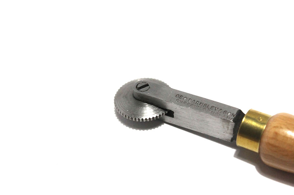 Thumbnail: Steel Roller Serrated Edge