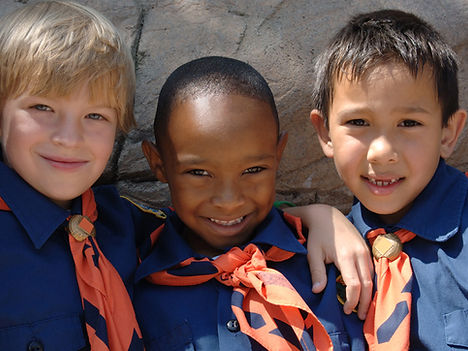 children hangingout after a hiking field trip