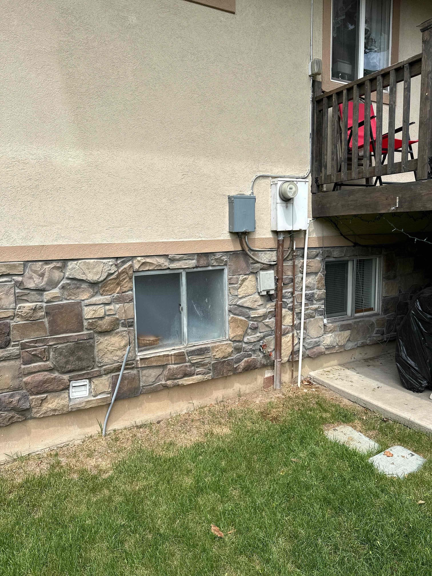 Image of a Pioneer mini split air conditioning unit displaying a 'DF' code, suggesting a defrost cycle. The unit is sleek and modern, mounted high on a wall, subtly implying space-saving benefits. Visually communicates efficient operation and potentially addresses concerns about common error codes like 'P6' on similar mini split systems.