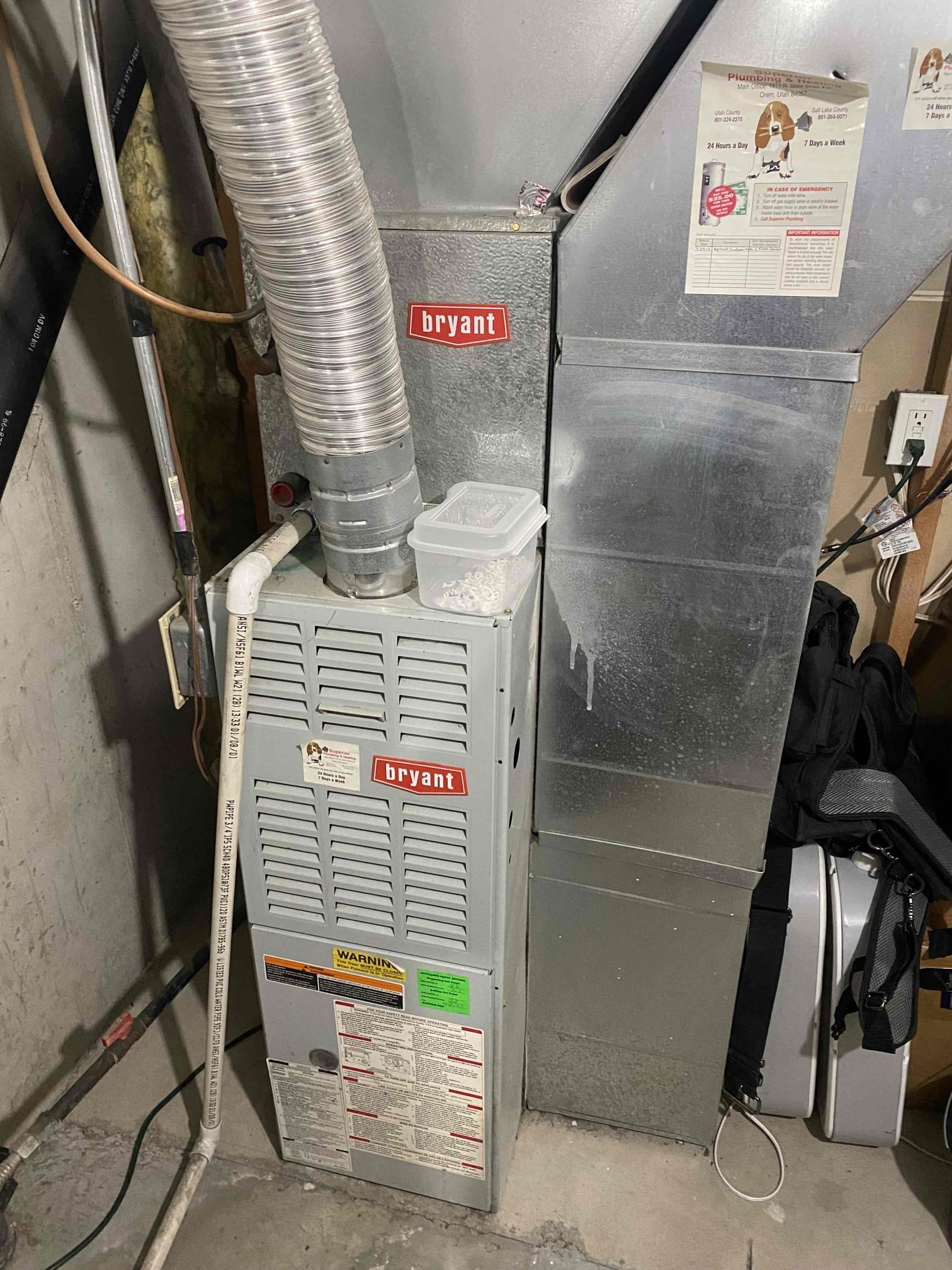 A DC-powered air conditioner, showcasing its sleek design and efficient cooling for commercial air purification. Its thin profile highlights space-saving benefits, ideal for various applications.