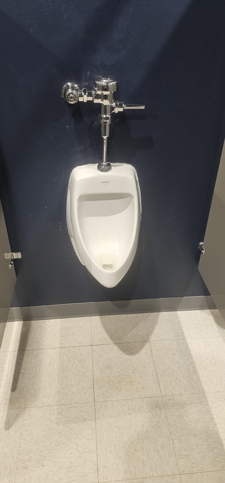 Sparkling clean commercial bathroom sink, highlighting the effectiveness of baking soda. No visible mold, showcasing successful cleanup and maintenance. Implies a well-diagnosed and treated mold issue, promoting a healthy and hygienic environment.