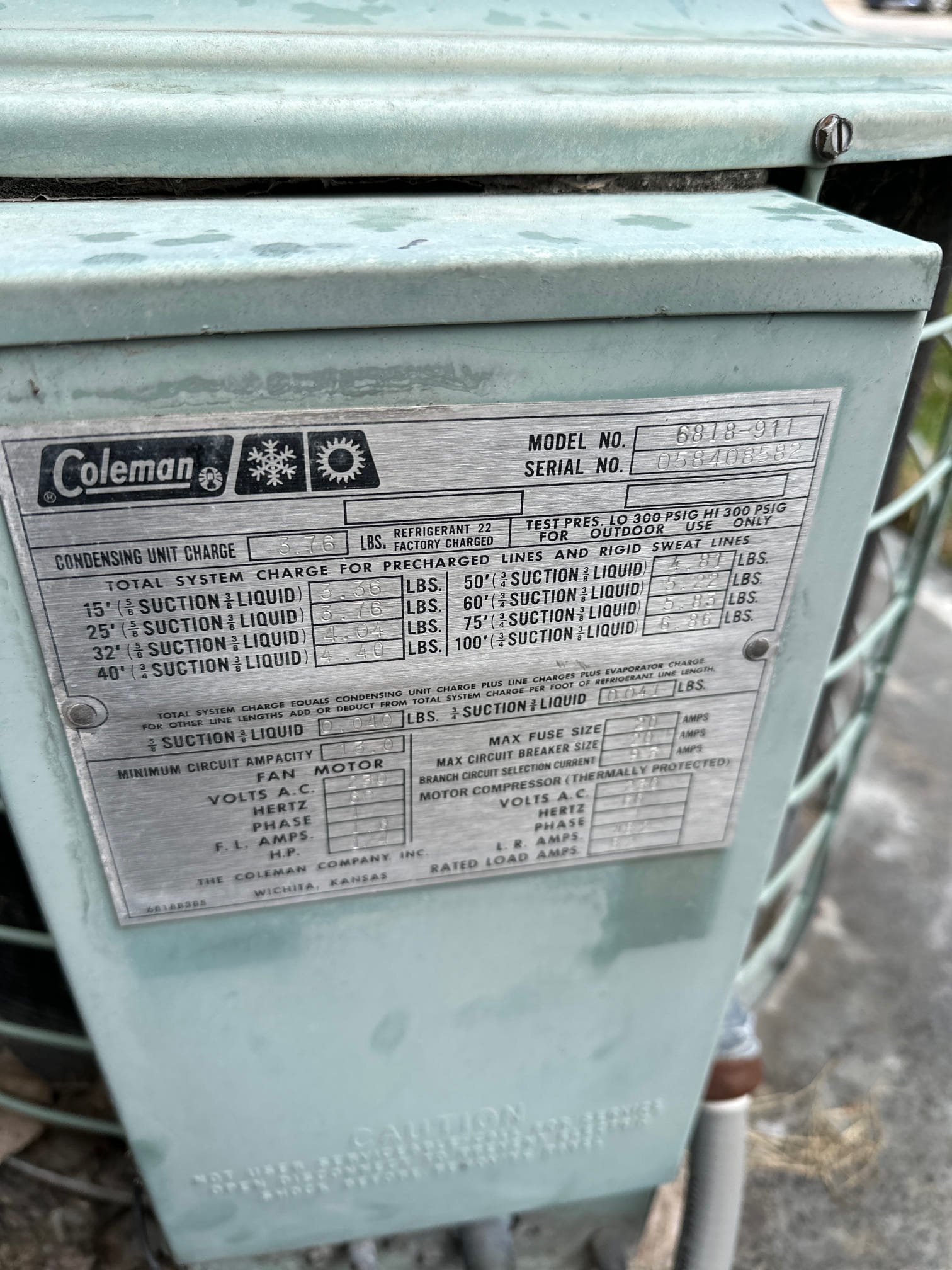 Image depicting a spring air conditioning tune-up, highlighting nearby air conditioner tune-up specials. Get your AC serviced for optimal performance and energy efficiency. Find the best air conditioner tune-up near you.