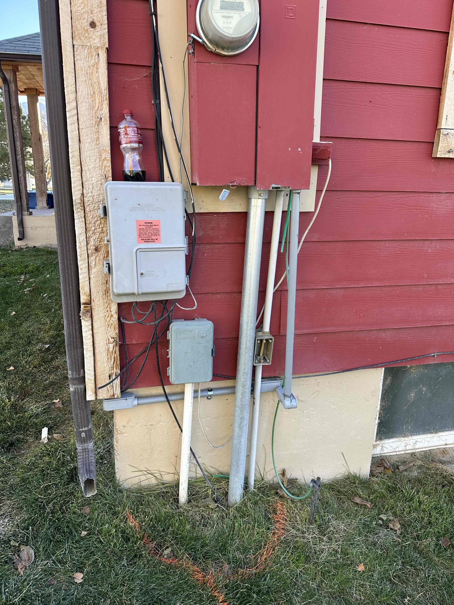 Clean, smoke-free home interior showcasing fresh air and healthy living after 24-hour residential smoke recovery. Indicates effectiveness of 'best smoke eater for home' and 'after hours residential smoke recovery' services.