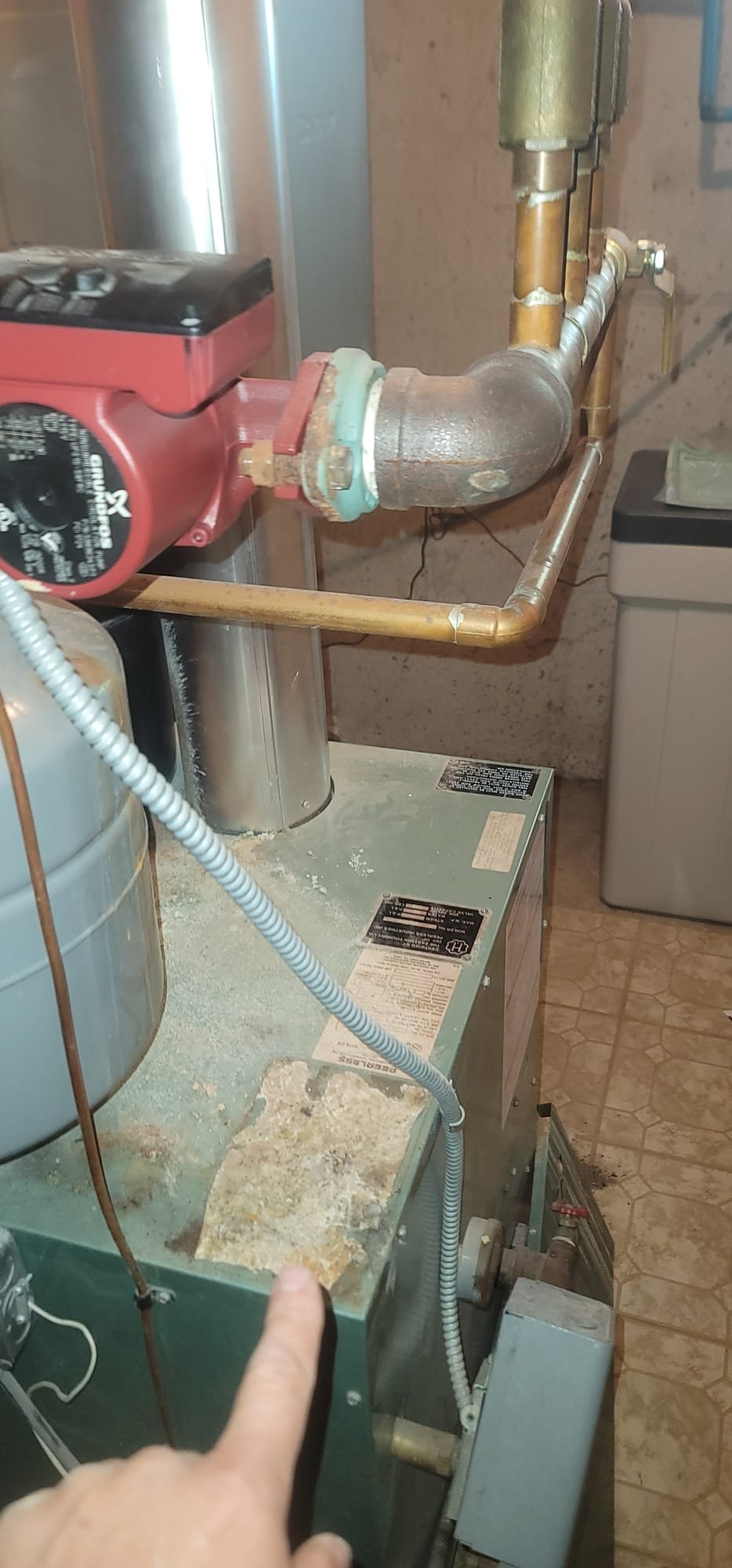 Considering an oil fired boiler replacement? Factor in costs beyond the boiler itself. This includes potential oil boiler filter replacement and even boiler gas valve replacement cost if converting to gas. Optimize your heating system for efficiency and long-term savings.