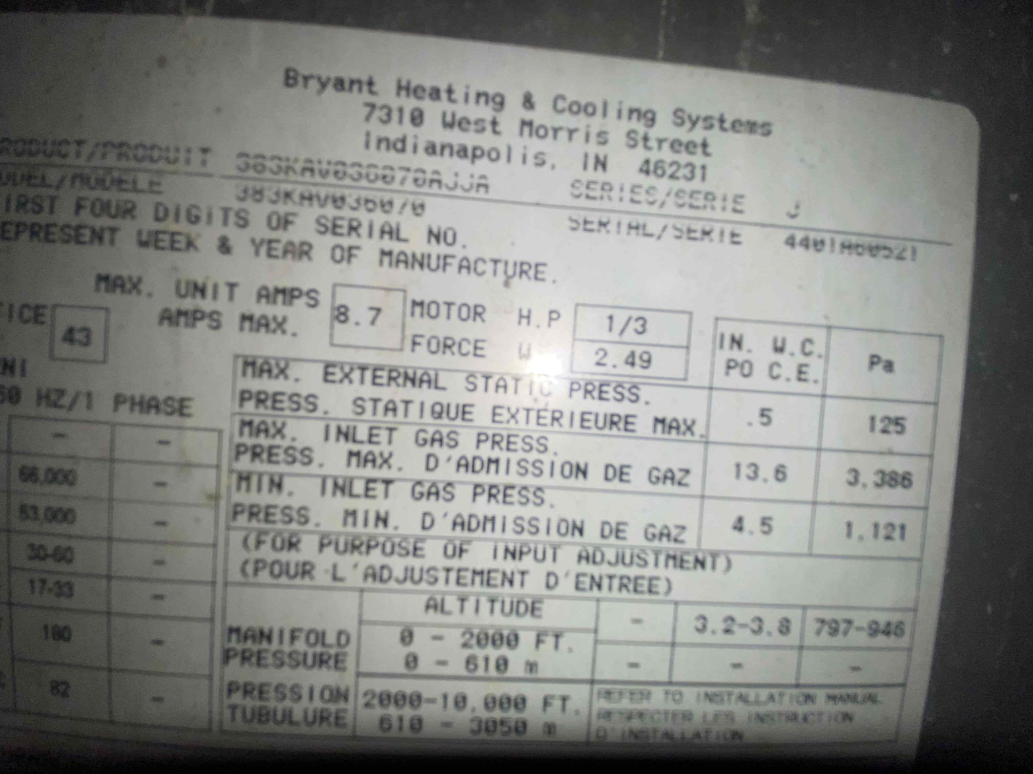 Large commercial air conditioner, essential for effective air purification and climate control. Regular commercial air conditioning tune-ups ensure optimal performance and air quality in large spaces.