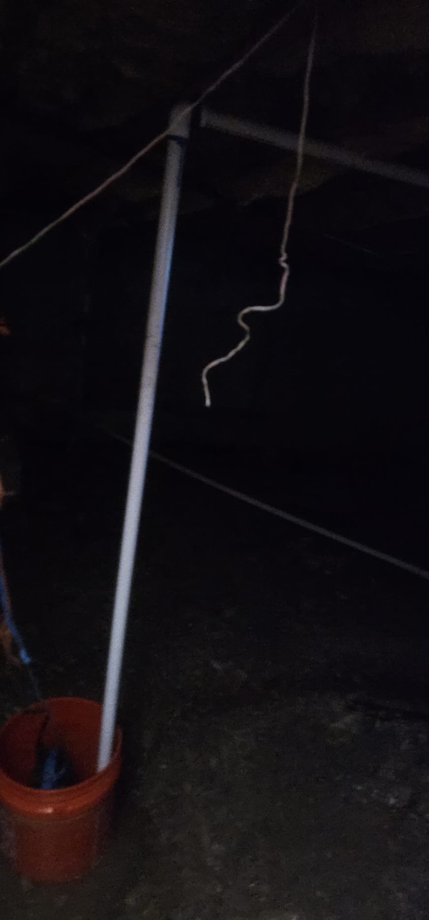 Commercial property with a clean, restored interior after sewage backup recovery. A truck pumping a septic tank symbolizes preventative maintenance, while a technician provides a commercial sewage backup recovery estimate, highlighting the benefits of quick response and professional service to avoid costly damage and business interruption.