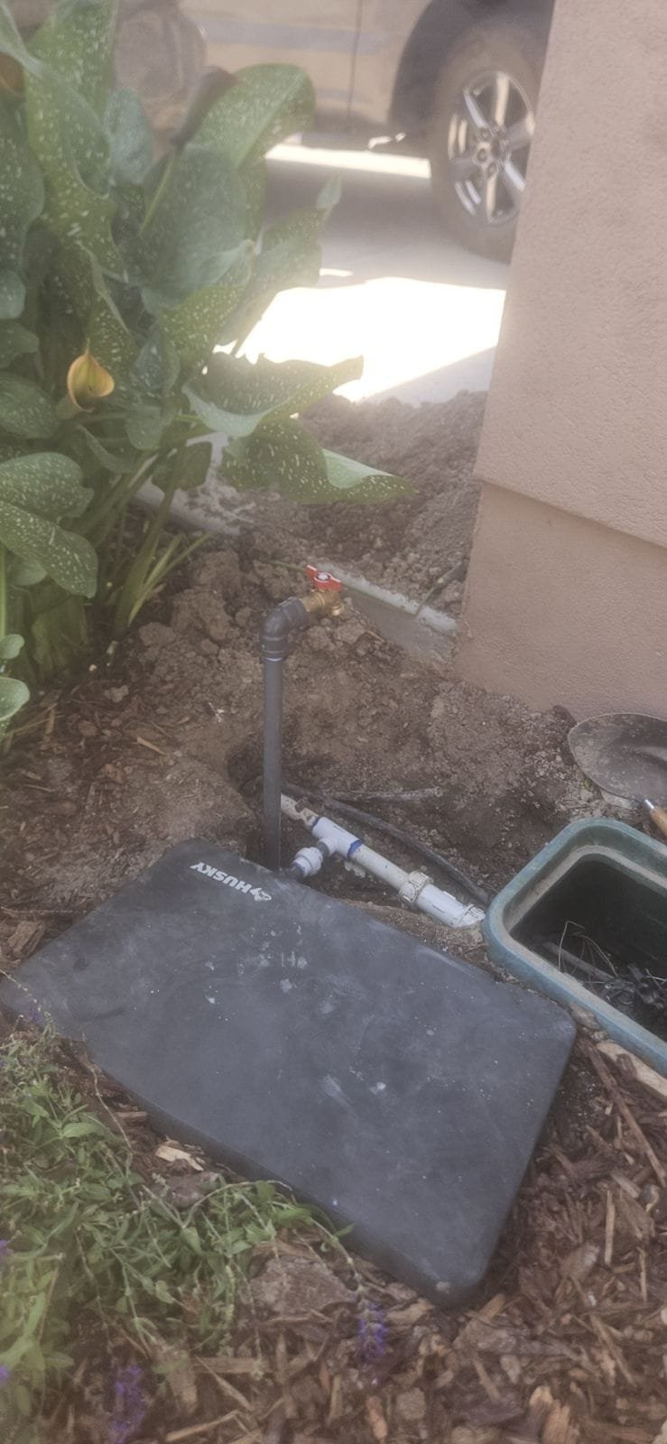 Close-up of a faucet seal, essential for leaky faucet repair. This small component plays a crucial role in faucet repair, preventing drips and saving water.