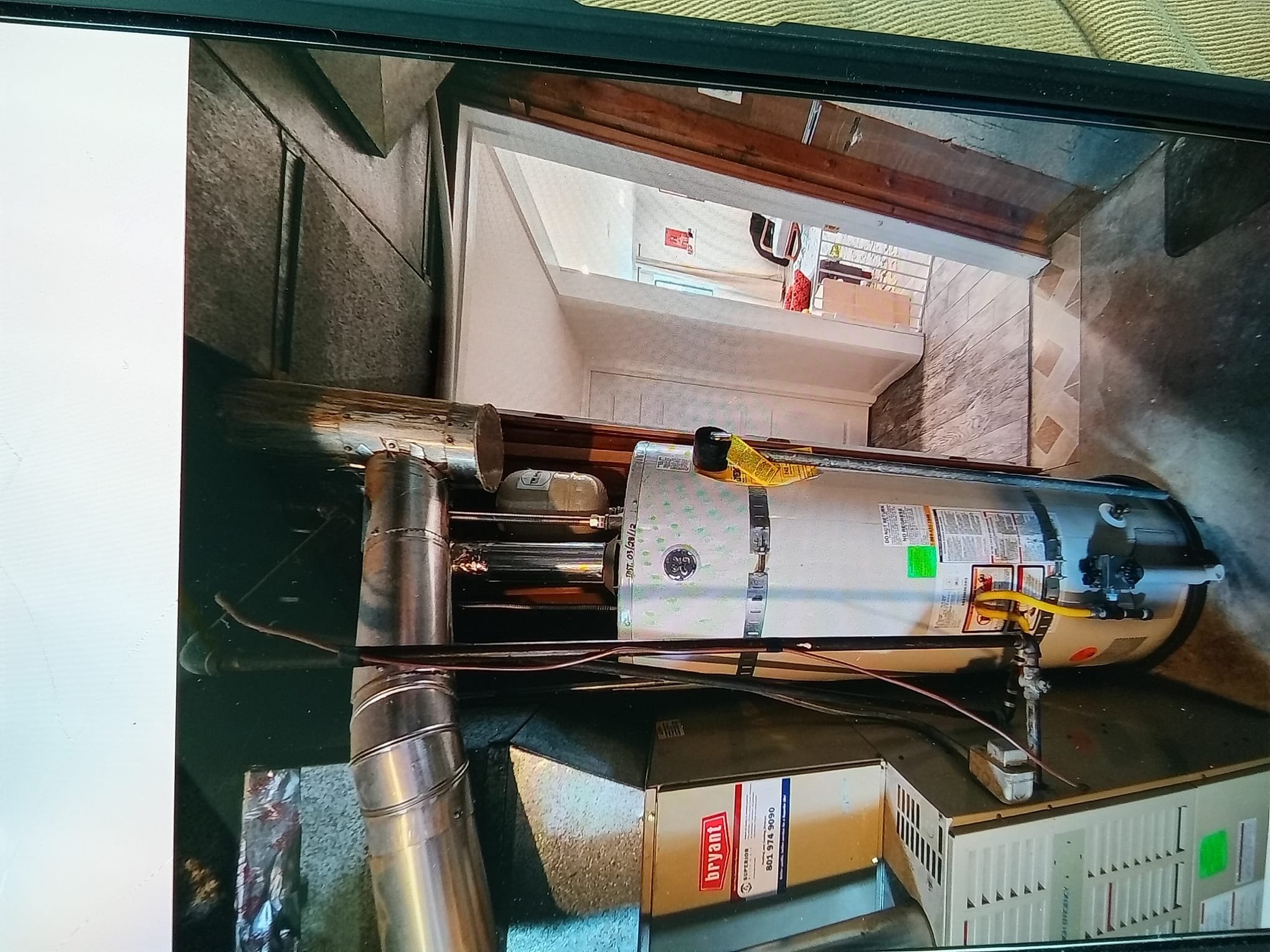 Image depicting residential HVAC repair. Call for nearest air conditioner repair service for your home. Professional residential air conditioning repair service available now.