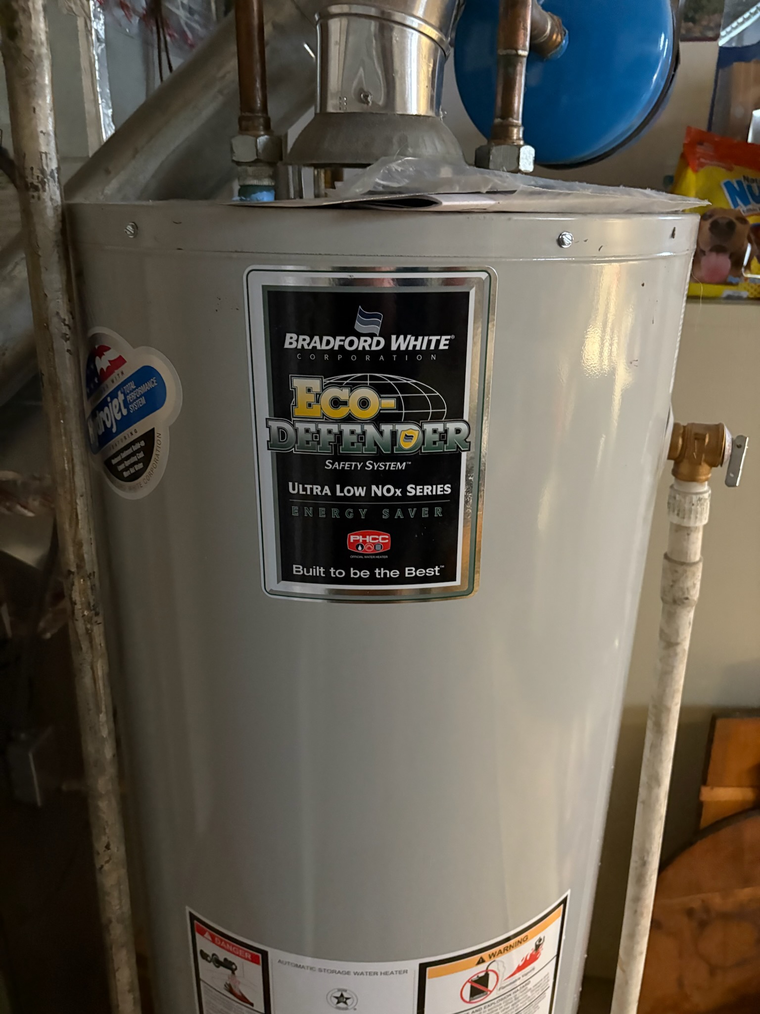 Clean, bright bathroom with resolved mold issue around a formerly stinky sink. Indicates successful residential mold damage troubleshooting and a fresh, healthy home environment.