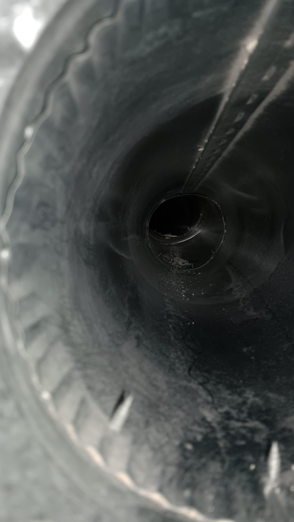 Clean, bright home interior after professional mold removal. Highlights include fresh paint, clear air purifier, and a family smiling, suggesting a healthy, safe environment free from toxic mold. Similar to mold removal in Fort Worth and DC, showcasing effective and trustworthy results.