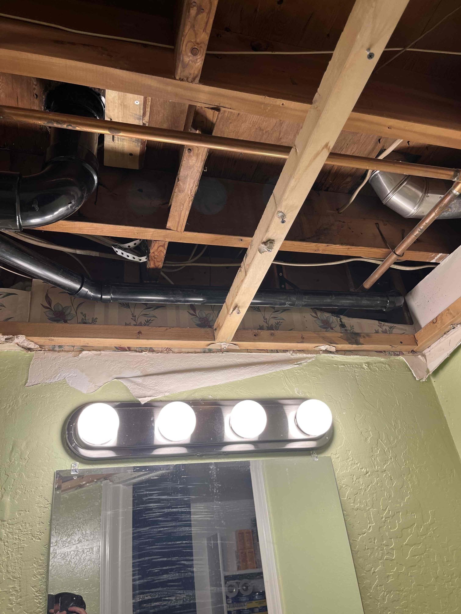 Close-up of a pristine sewer pipe interior, illuminated by a sewer pipe inspection camera. The image highlights the clarity and detail achievable with modern camera technology, implying accurate and cost-effective sewer camera inspection cost assessments, preventing expensive future repairs.