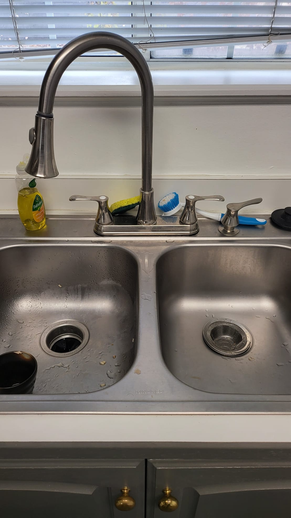 Professional commercial ceiling water damage cleaning service. Image suitable for cleaning company websites, showcasing effective water damage restoration and repair for commercial ceilings. Get a quote today!