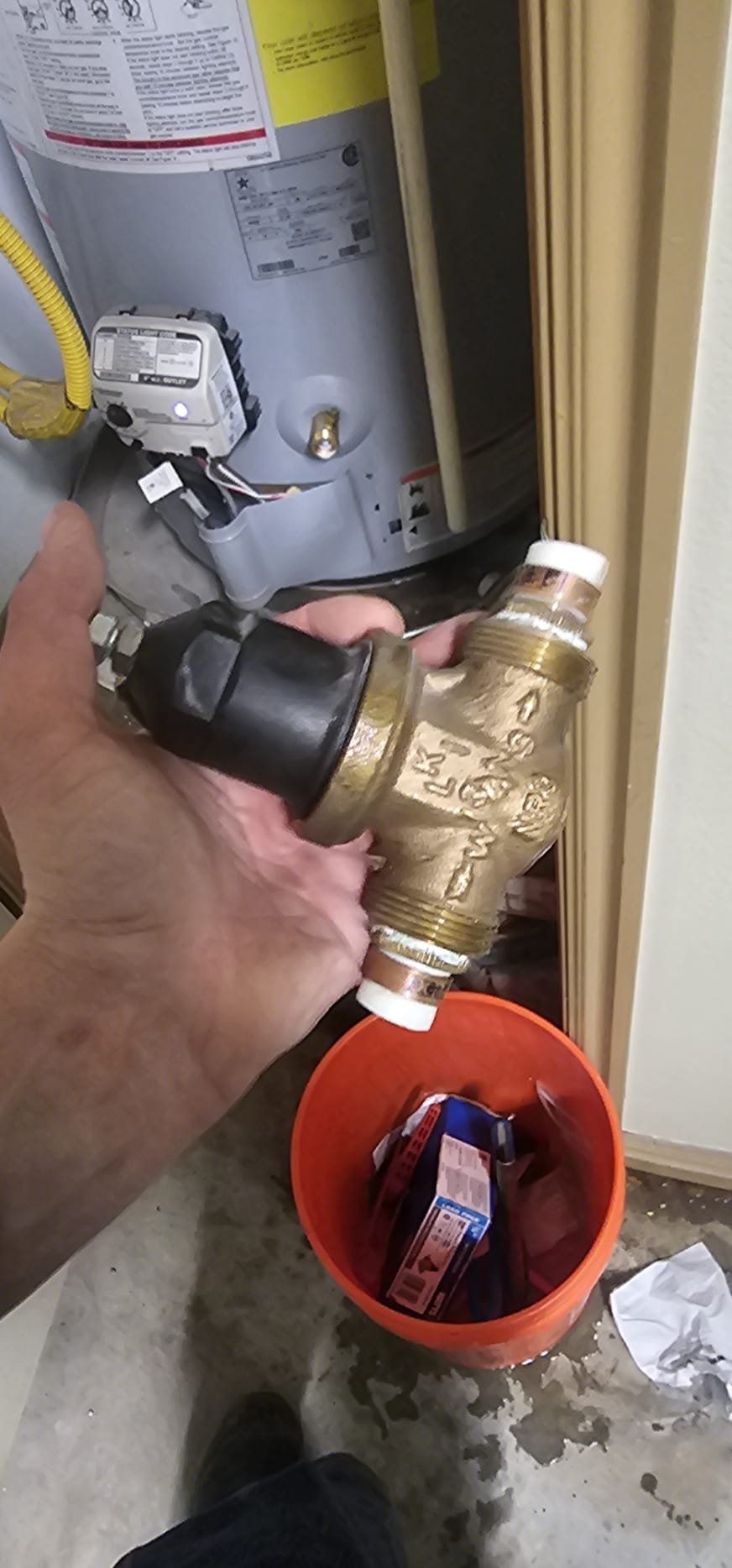 Commercial smoke recovery service addresses musty laundry smells and smoke damage. Professional cleaning restores textiles, eliminating odors and soot from fire-affected items.