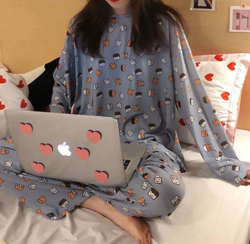Miniatura: Women's Long Sleeve Pajama Set with Cute Cartoon Design