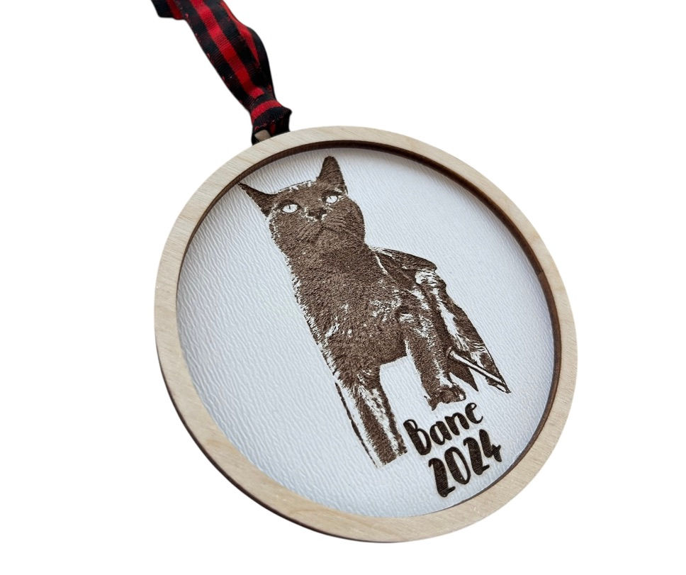 Custom pet portrait Christmas ornament with engraved name