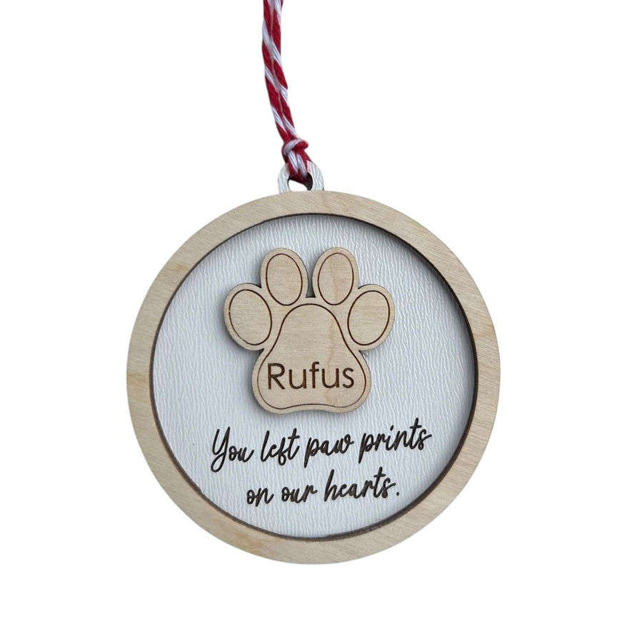 Pet loss remembrance ornament – you left paw prints on our hearts