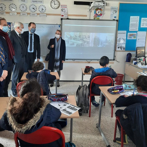 Missions françaises: des subventions pour soutenir les parents en difficulté