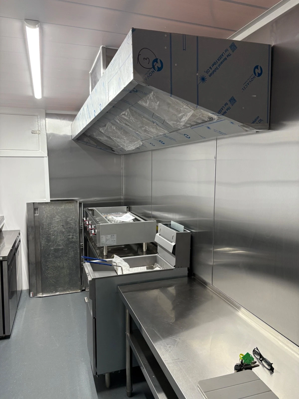 2026 Empire Trailers Brand NEW Catering Van, Food truck ideal for festivals street food markets kitchen trailers for sale — photo 9 of 10 | Prime Trail Trailers
