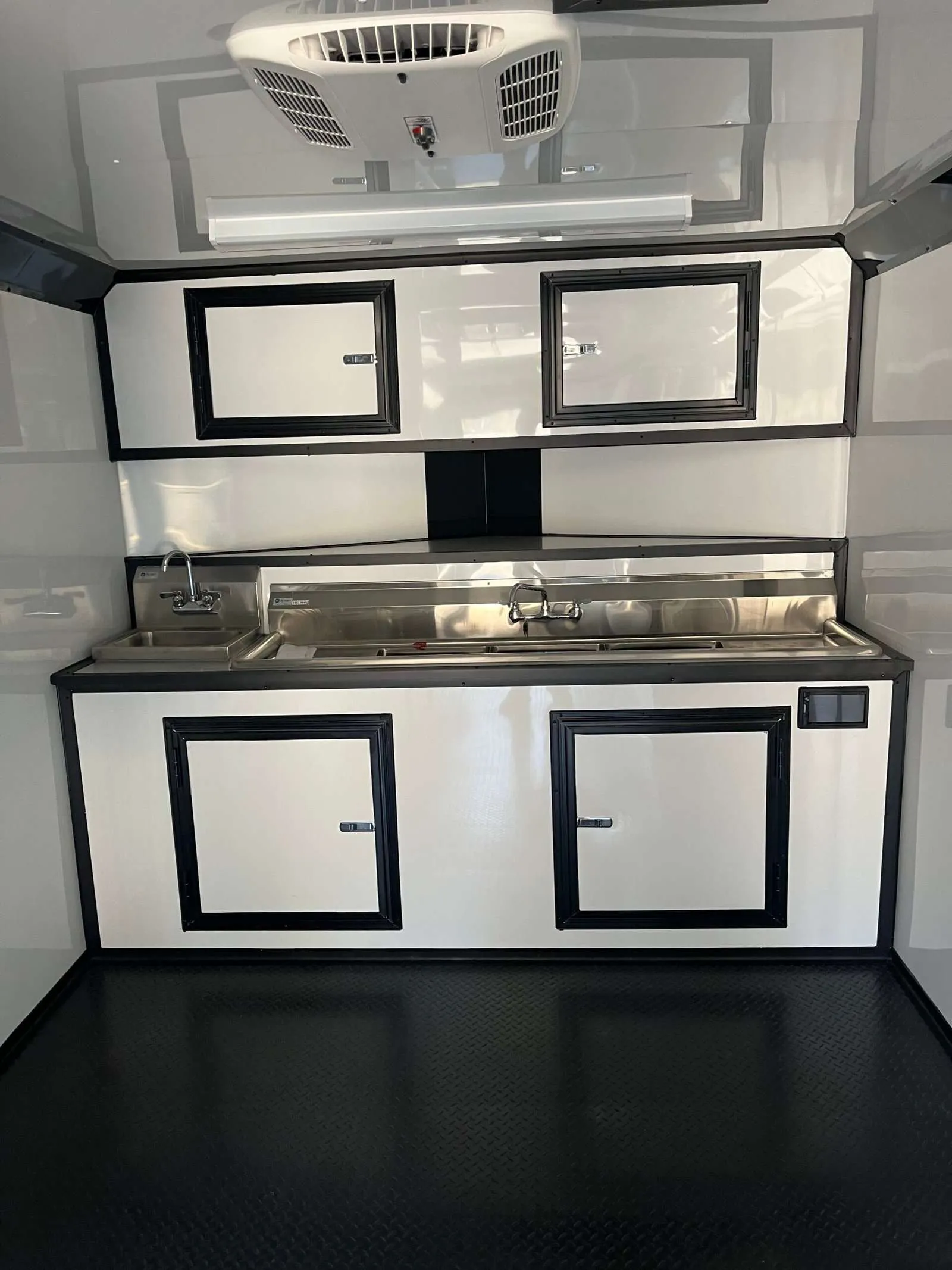 2026 Empire Trailers 8.5×20 Hook and Line Cargo Fully Equipped Enclosed Concession Trailer kitchen trailers for sale — photo 5 of 12 | Prime Trail Trailers