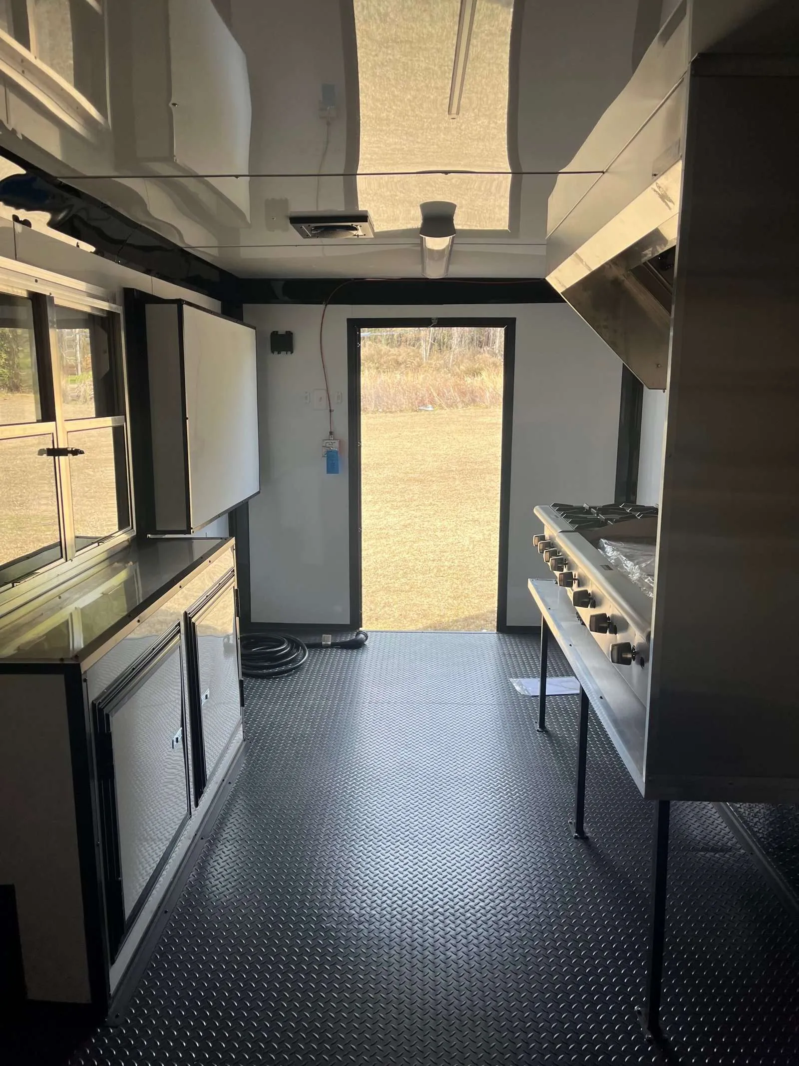 2026 Empire Trailers 8.5×20 Hook and Line Cargo Fully Equipped Enclosed Concession Trailer kitchen trailers for sale — photo 6 of 12 | Prime Trail Trailers