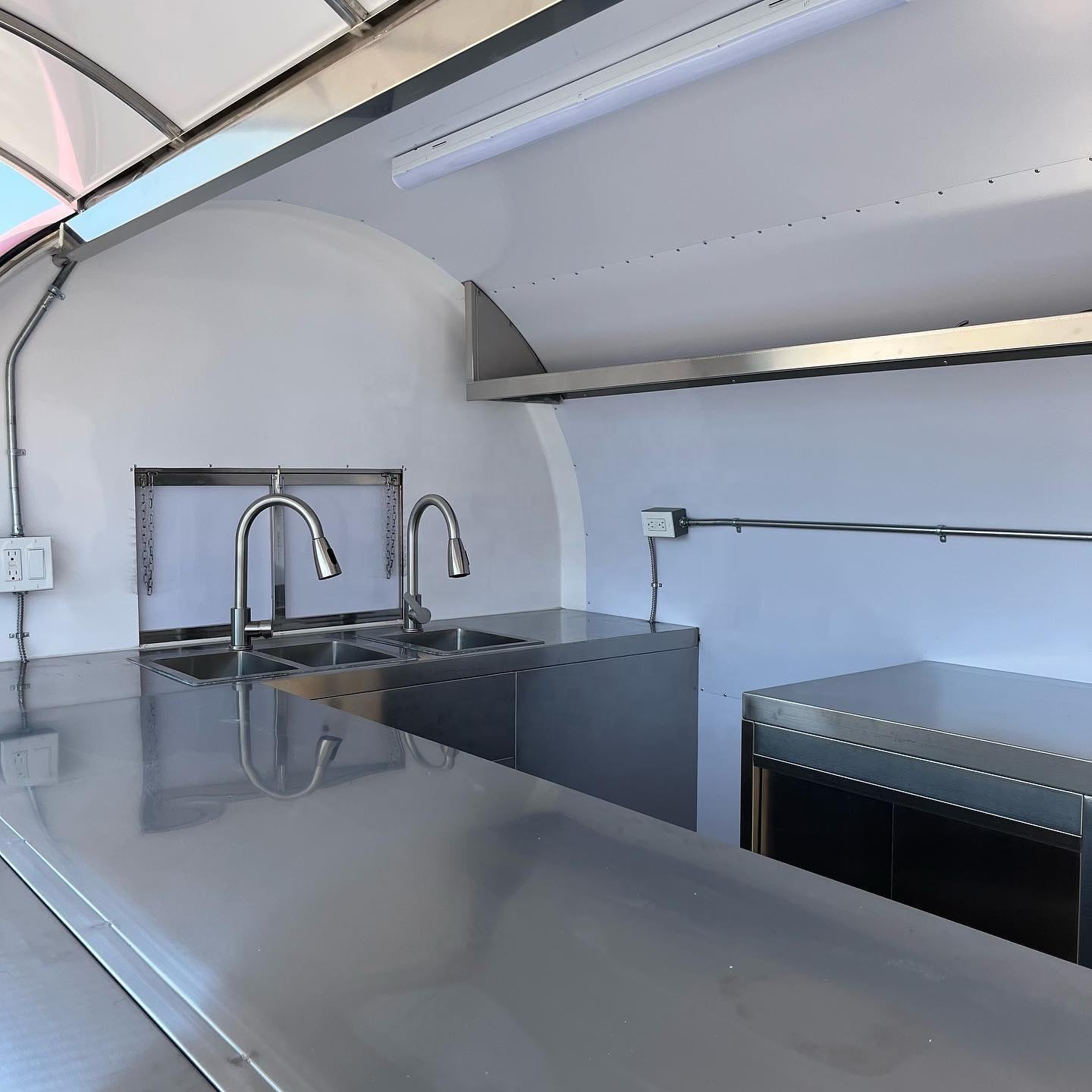 2026 Empire Trailers Mobile Restaurant Taco Coffee Pizza Truck Burger Grill Fast Food Trailer kitchen trailers for sale — photo 4 of 4 | Prime Trail Trailers
