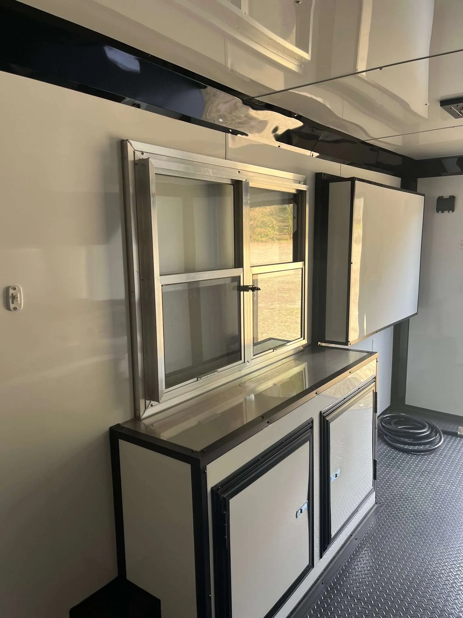 2026 Empire Trailers 8.5×20 Hook and Line Cargo Fully Equipped Enclosed Concession Trailer kitchen trailers for sale — photo 8 of 12 | Prime Trail Trailers