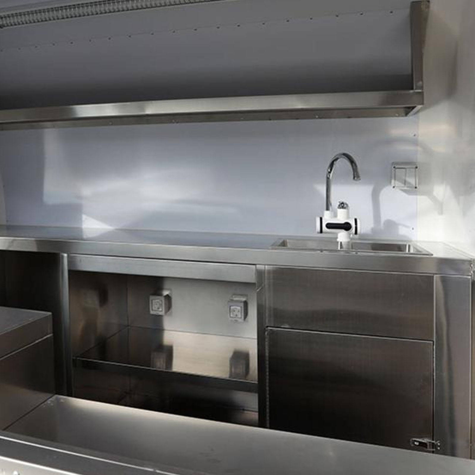 2026 Empire Trailers Small Enclosed Mobile Restaurant Food Truck Mobile Food Catering Trailer kitchen trailers for sale — photo 3 of 6 | Prime Trail Trailers