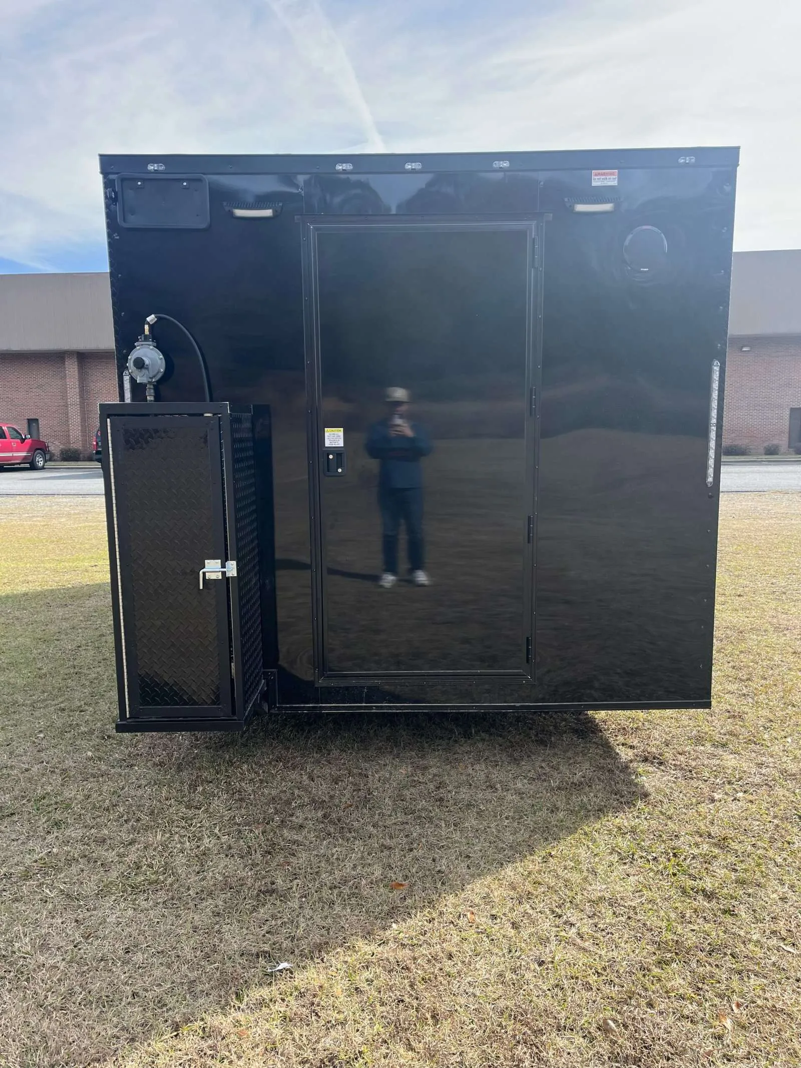 2026 Empire Trailers 8.5×20 Hook and Line Cargo Fully Equipped Enclosed Concession Trailer kitchen trailers for sale — photo 4 of 12 | Prime Trail Trailers