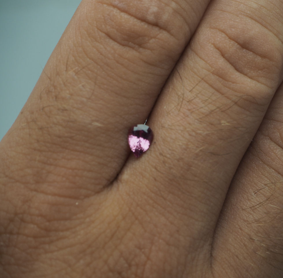 Miniature : Saphir rose 0.65 ct