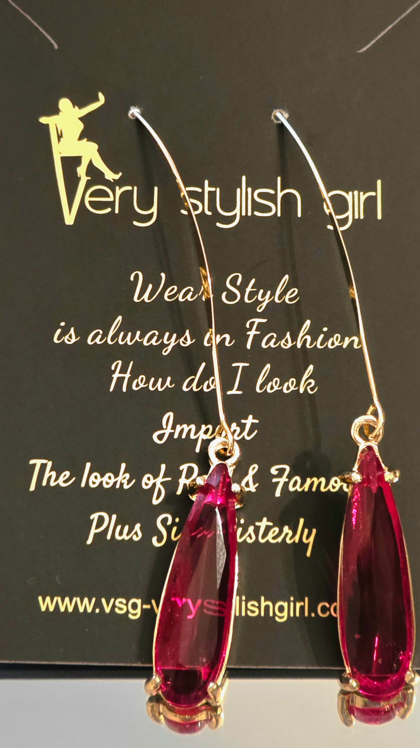 Red Clear Arch Wire Teardrop Earrings