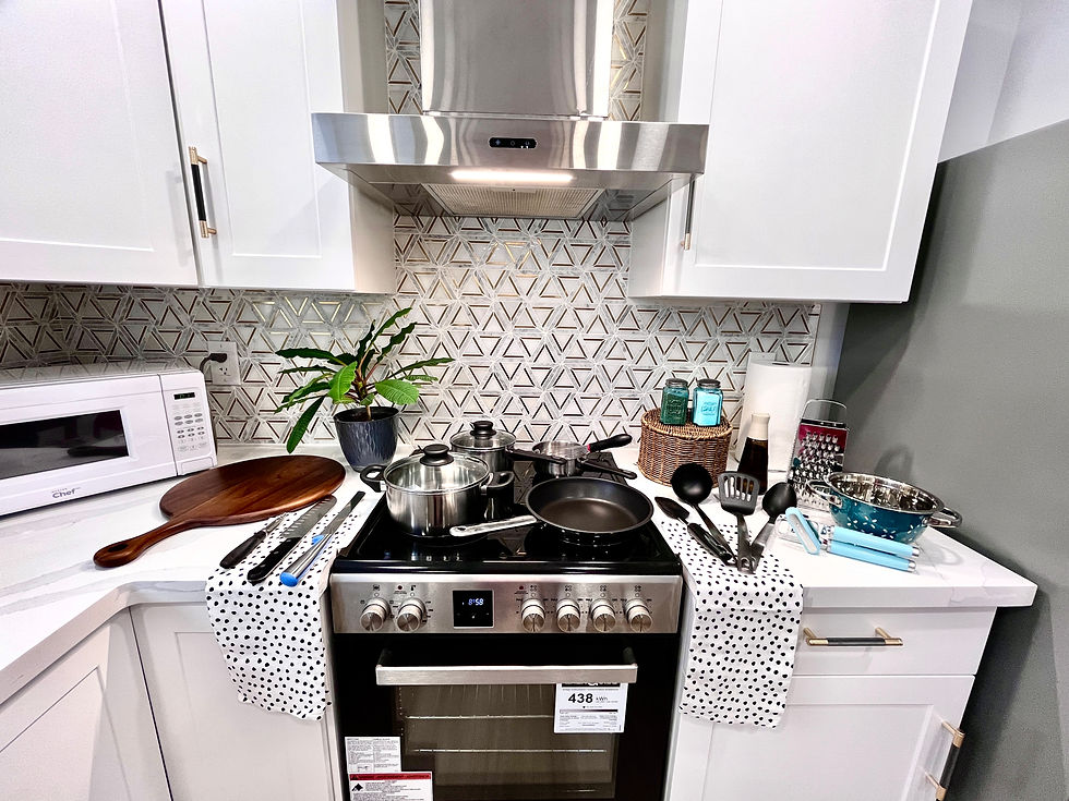 Thumbnail: 2BR Newmarket (Fully Furnished Short/Mid Term)