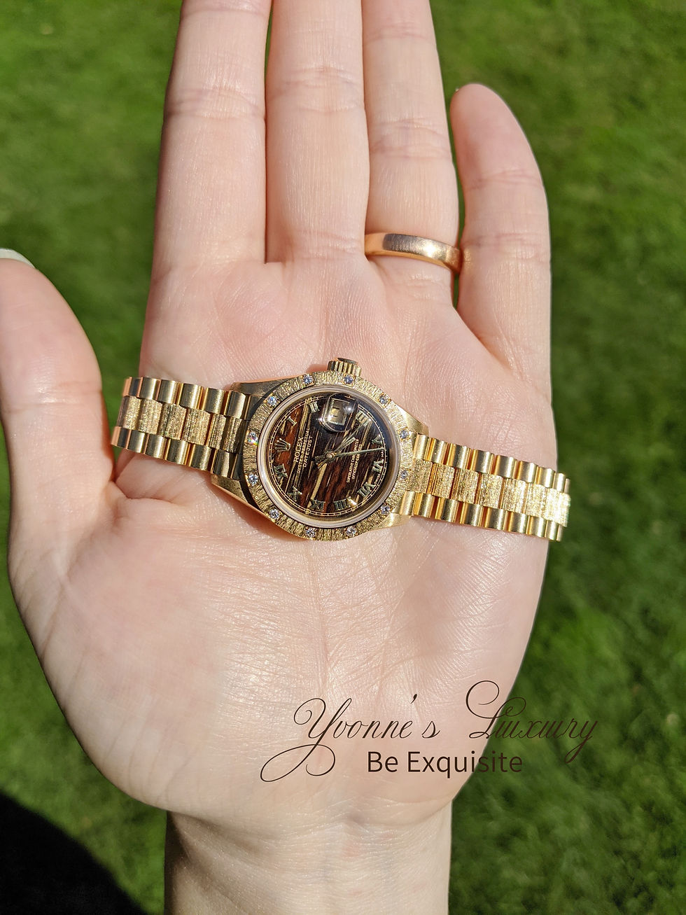 Thumbnail: Rolex Extremely Rare Bark Finish Factory Obsidian Dial 69288 Datejust
