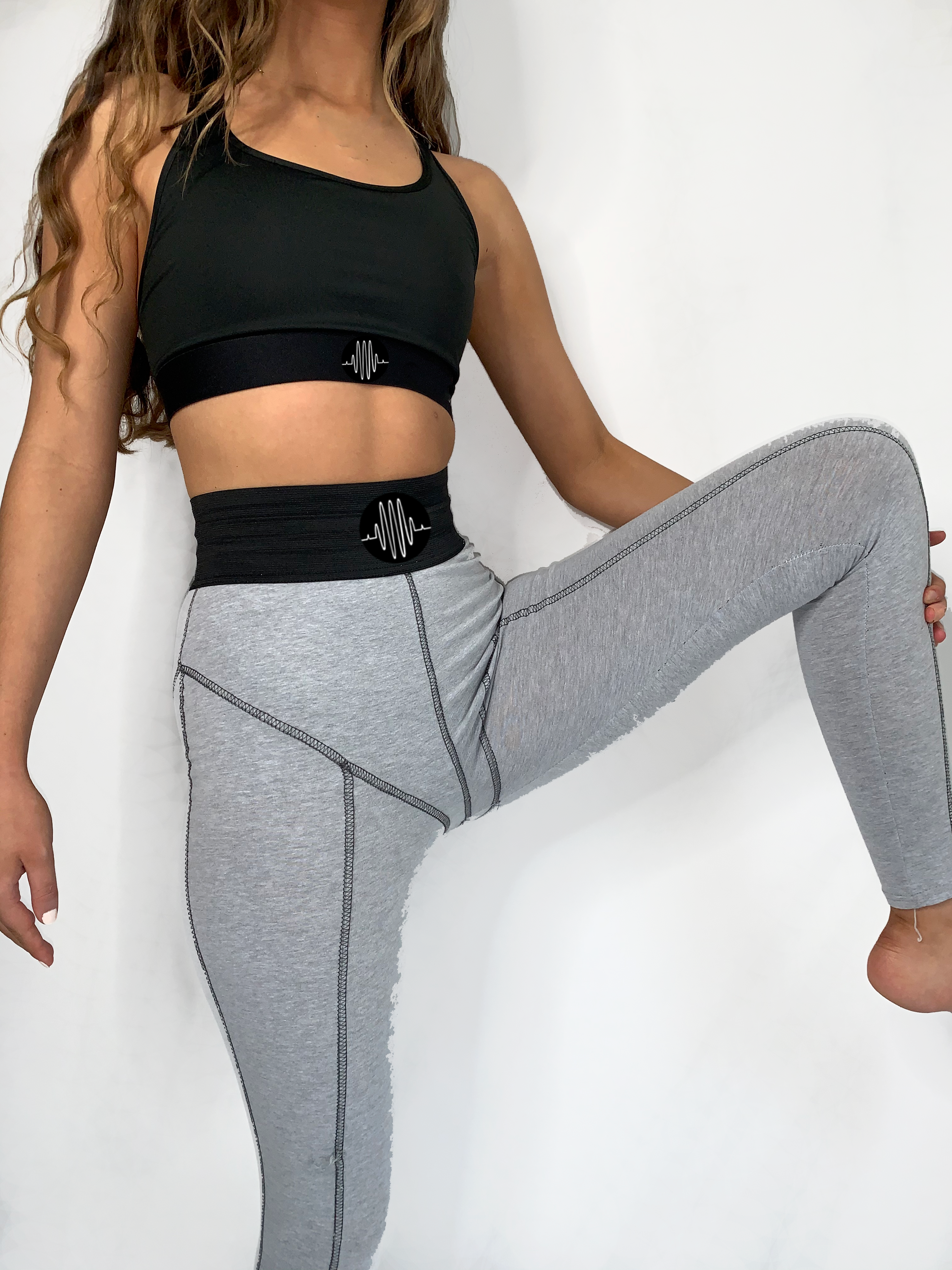 GREY ZONED LEGGINGS