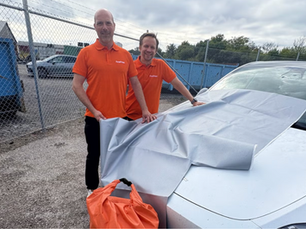 FireFrees grundare visar upp produkten